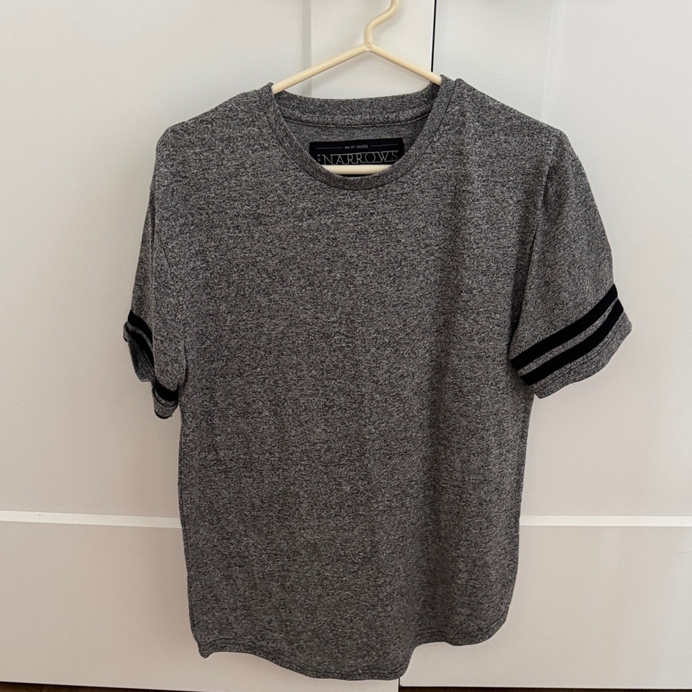 Urban Outfitters Gray Short Sleeve Tee